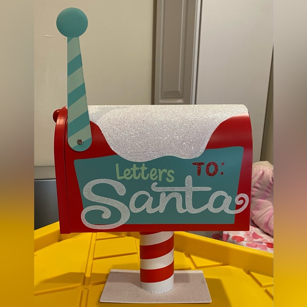 Santa Claus Christmas Mailbox Decor